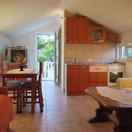 In Croatia Near Adriatic Coast بلوتشي