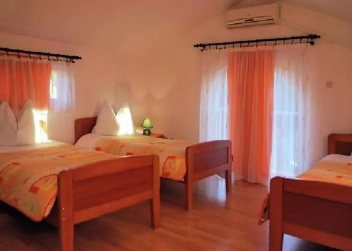 아파트 In Croatia Near Adriatic Coast *