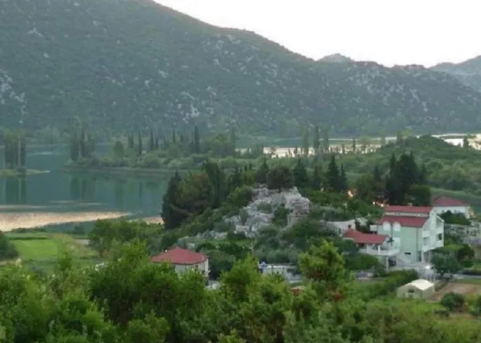 아파트 In Croatia Near Adriatic Coast 플로체